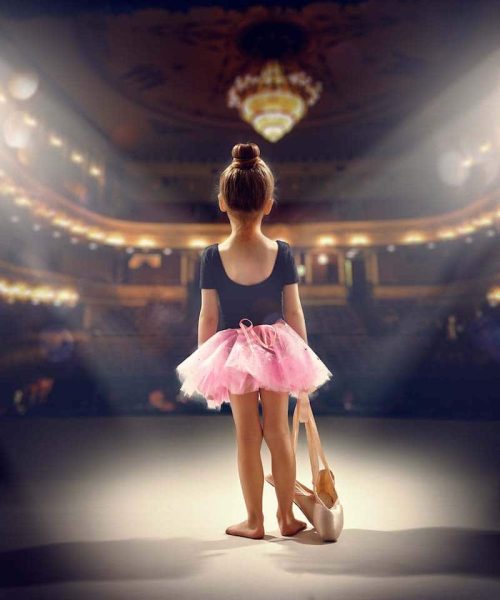 bodyt-things-ballerina-holding-her-shoes